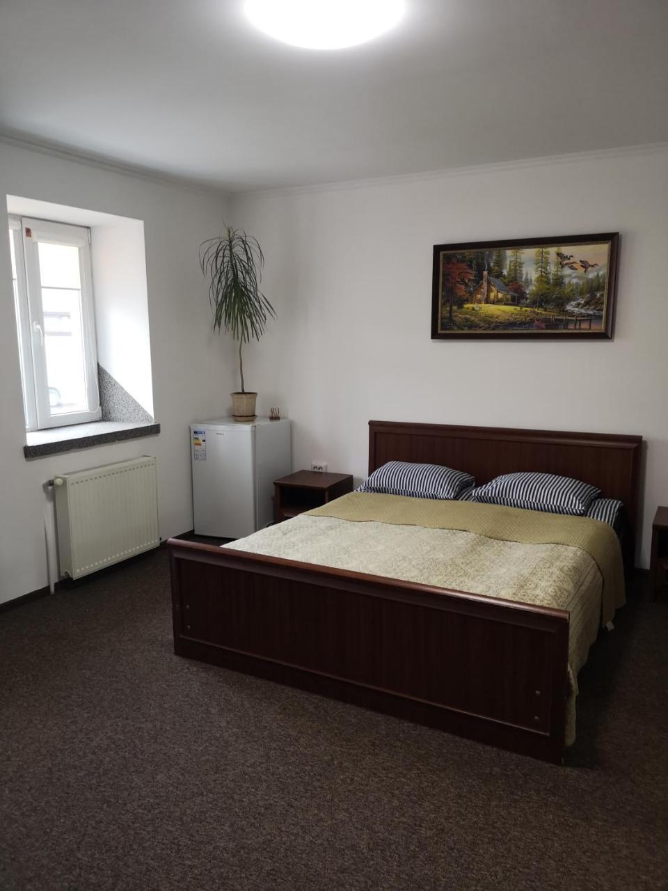 Apartments Like Hotel TTchernivtsi Extérieur photo
